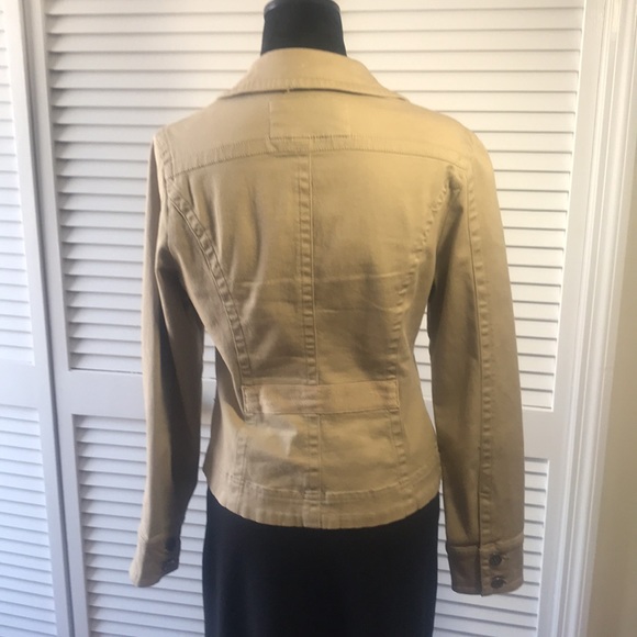 Brown jean jacket. Size small. Cotton/spandex. - Picture 3 of 12